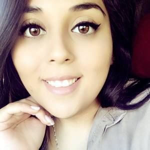 Meet your Posher, Nadia